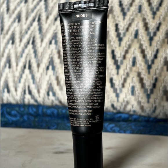 NUDE 8 - TINTED COVER LIQUID FOUNDATION - Picture 2 of 5
